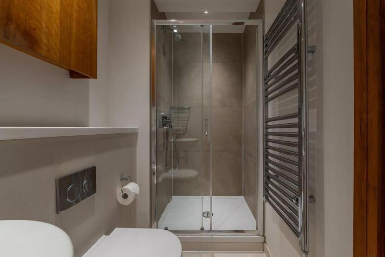 Studio - Tower Hill - City Centre By Prime London Stays N-14 Экстерьер фото